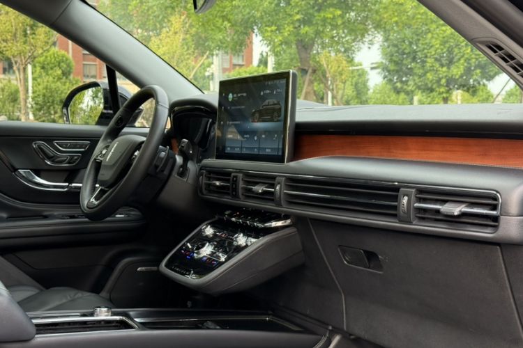 Used Lincoln Corsair 2020 2.0T Four-Wheel Drive Prestige Edition Interior 1
