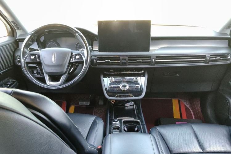 Used Lincoln Corsair 2020 2.0T Two-Wheel Drive Luxury Edition Interior 2