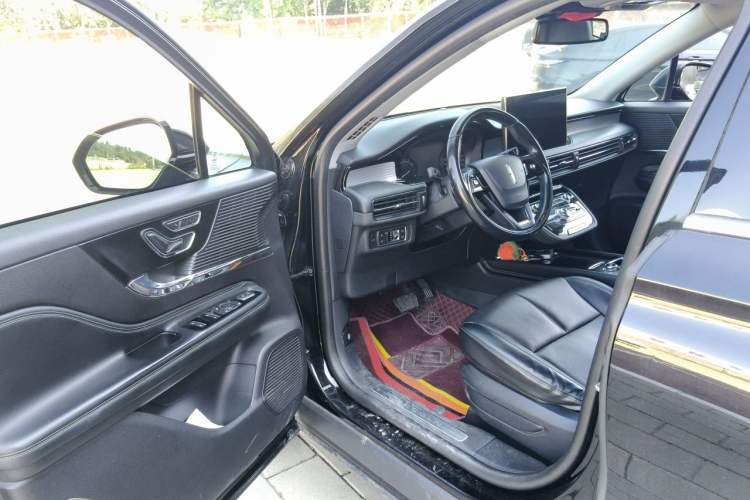 Used Lincoln Corsair 2020 2.0T Two-Wheel Drive Luxury Edition Interior 3