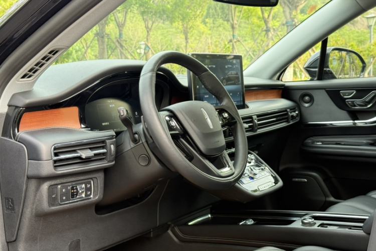 Used Lincoln Corsair 2020 2.0T Four-Wheel Drive Prestige Edition Interior 4