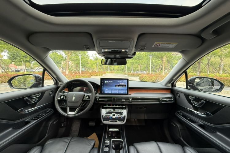 Used Lincoln Corsair 2020 2.0T Four-Wheel Drive Prestige Edition Interior 8