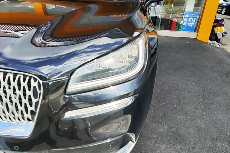 Used Lincoln Corsair 2020 2.0T Two-Wheel Drive Luxury Edition Left Front Headlight