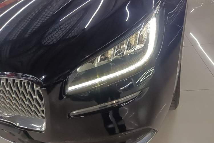 Used Lincoln Corsair 2020 2.0T Two-Wheel Drive Luxury Edition Left Front Headlight
