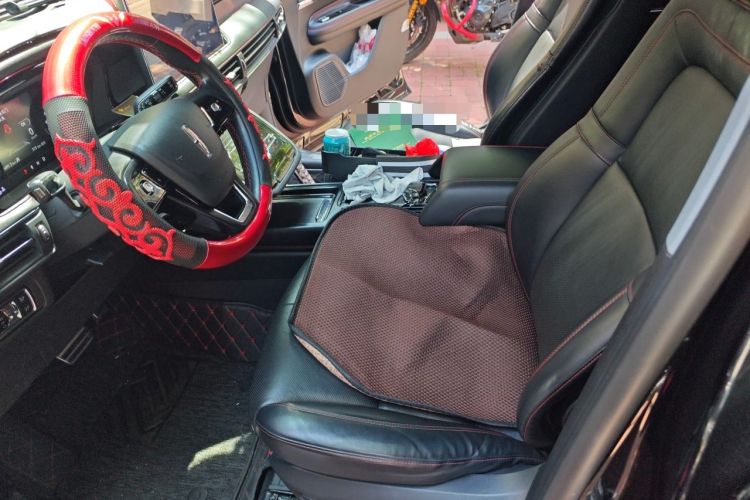 Used Lincoln Corsair 2020 2.0T Two-Wheel-Drive Black Knight Limited Edition Left Front Seat