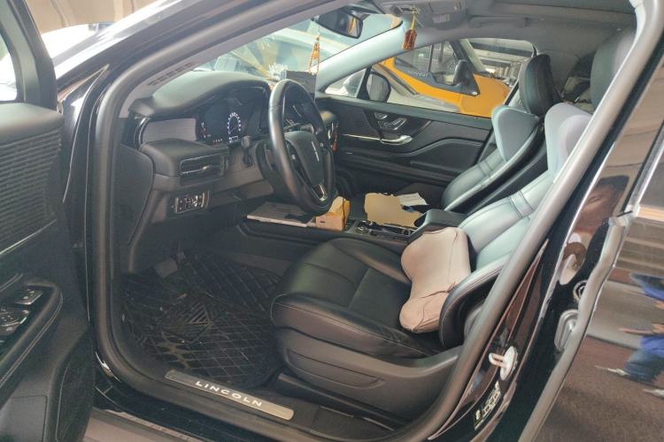 Used Lincoln Corsair 2020 2.0T Two-Wheel Drive Luxury Edition Left Front Seat