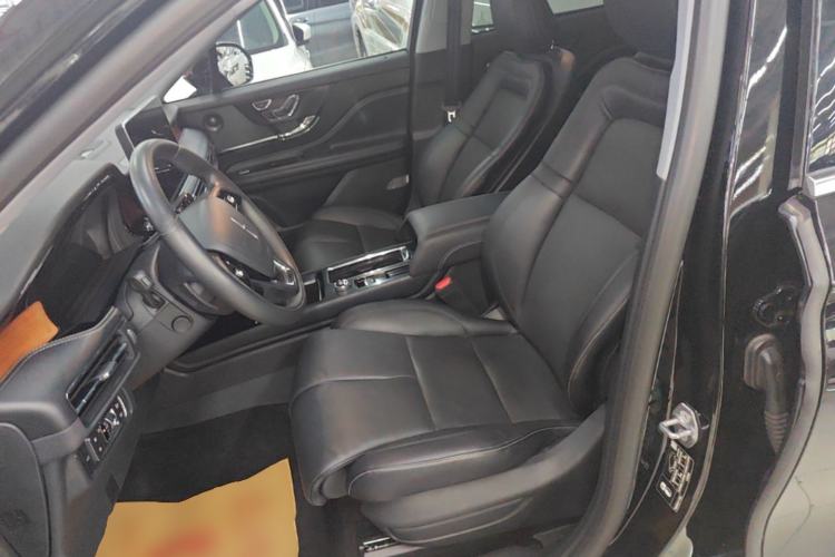Used Lincoln Corsair 2020 2.0T Four-Wheel Drive Prestige Edition Left Front Seat
