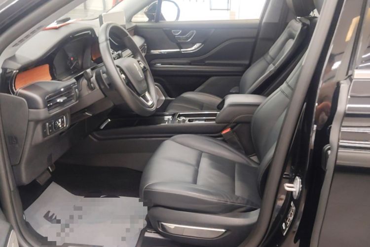 Used Lincoln Corsair 2020 2.0T Two-Wheel Drive Luxury Edition Left Front Seat