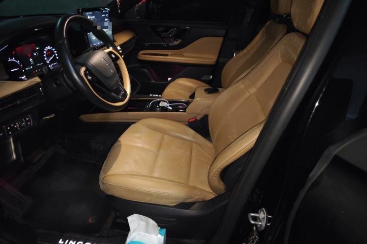 Used Lincoln Corsair 2020 2.0T Two-Wheel Drive Luxury Edition Left Front Seat