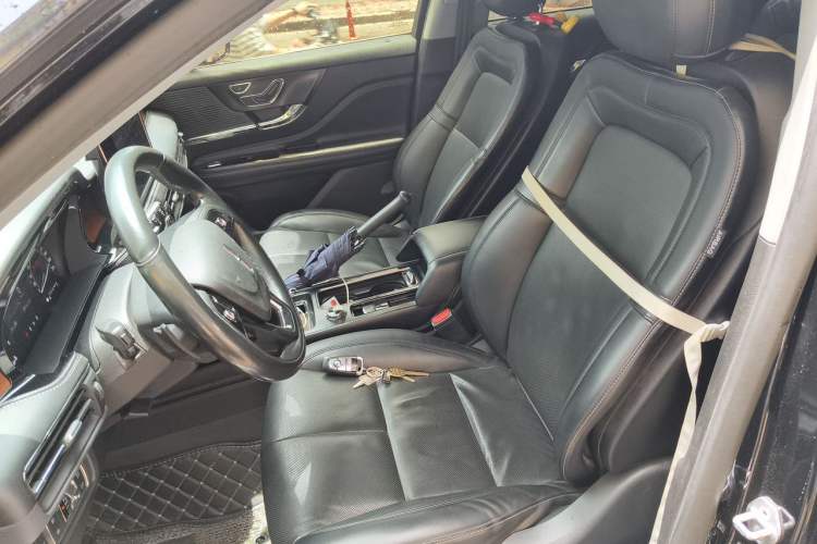 Used Lincoln Corsair 2020 2.0T Two-Wheel Drive Luxury Edition Left Front Seat