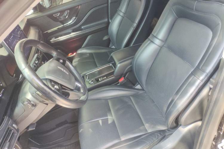 Used Lincoln Corsair 2020 2.0T Two-Wheel Drive Luxury Edition Left Front Seat