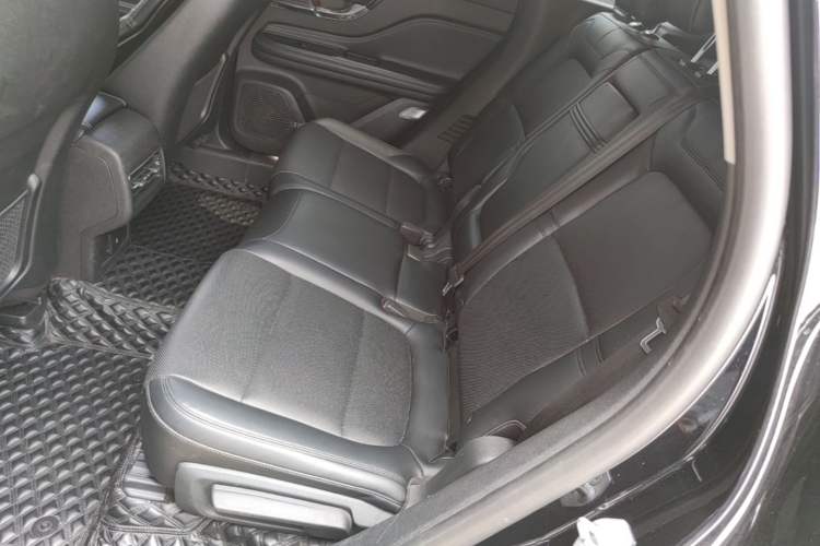 Used Lincoln Corsair 2020 2.0T Two-Wheel Drive Luxury Edition Left Rear Seat