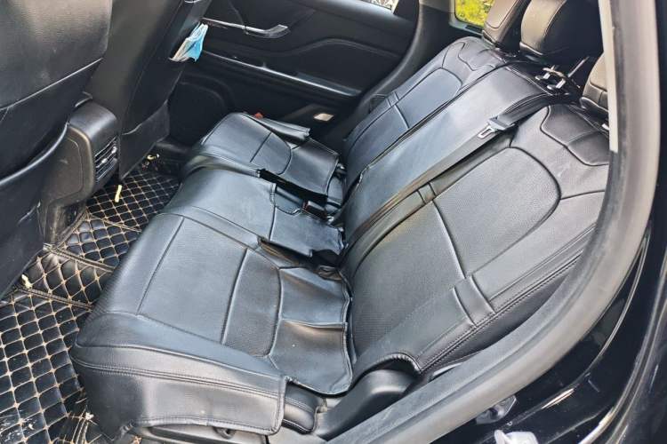 Used Lincoln Corsair 2020 2.0T Two-Wheel Drive Zunyue Edition Left Rear Seat