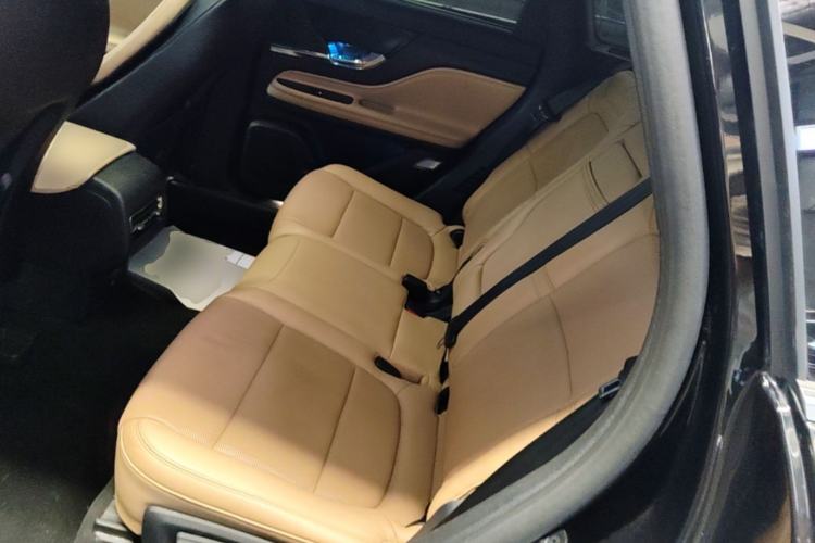 Used Lincoln Corsair 2020 2.0T Two-Wheel Drive Luxury Edition Left Rear Seat