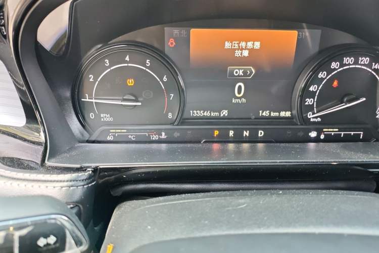 Used Lincoln Corsair 2020 2.0T Two-Wheel Drive Zunyue Edition Odometer Close Up