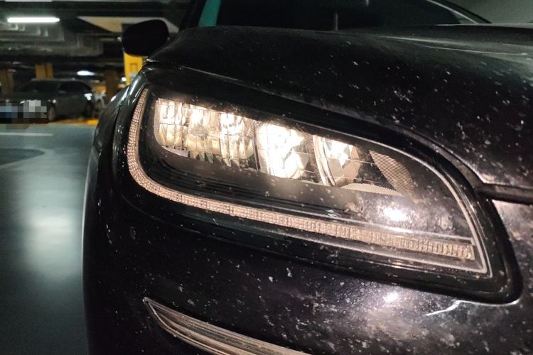 Used Lincoln Corsair 2020 2.0T Two-Wheel Drive Zunyue Edition Right Front Headlight