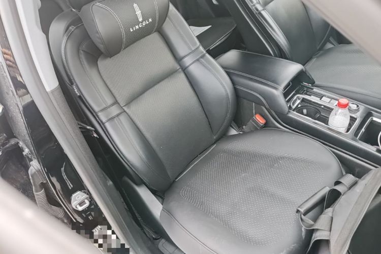 Used Lincoln Corsair 2020 2.0T Two-Wheel Drive Luxury Edition Right Front Seat