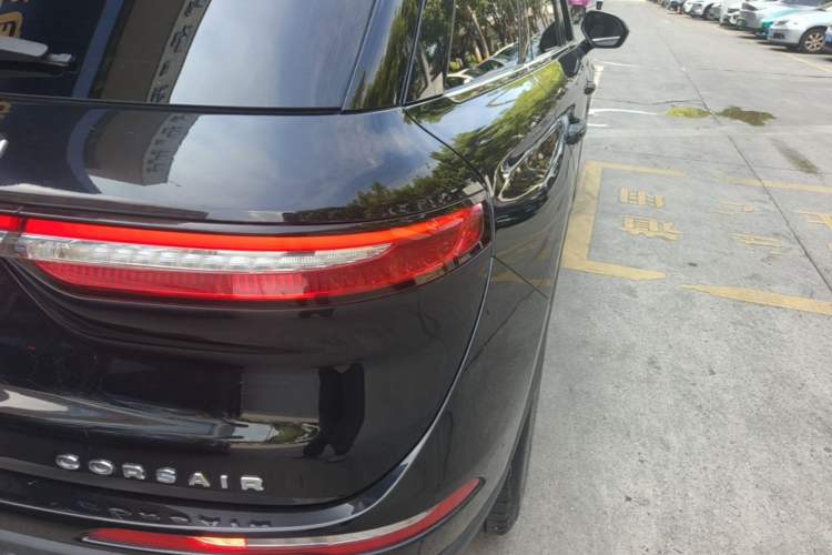 Used Lincoln Corsair 2020 2.0T Two-Wheel Drive Luxury Edition Right Rear Taillight
