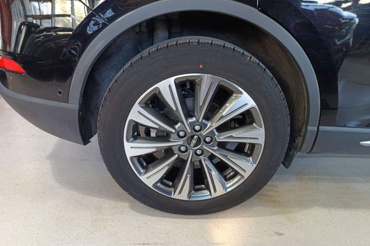 Used Lincoln Corsair 2020 2.0T Four-Wheel Drive Prestige Edition Right Rear Wheel Hub