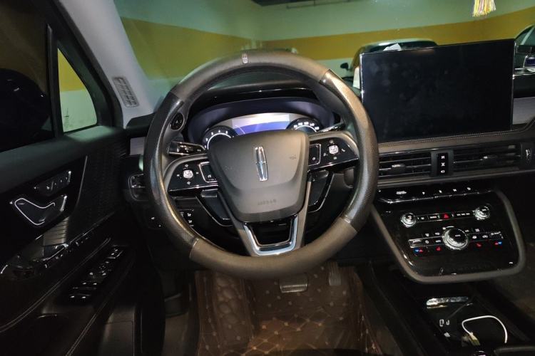 Used Lincoln Corsair 2020 2.0T Two-Wheel Drive Zunyue Edition Steering Wheel