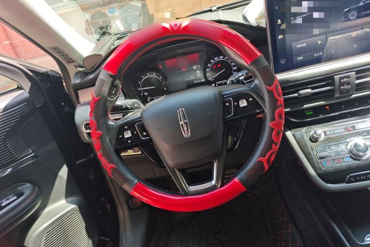 Used Lincoln Corsair 2020 2.0T Two-Wheel-Drive Black Knight Limited Edition Steering Wheel