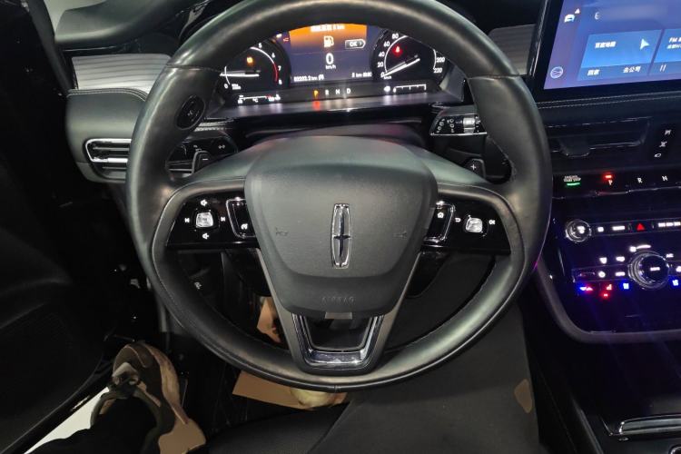 Used Lincoln Corsair 2020 2.0T Two-Wheel Drive Luxury Edition Steering Wheel