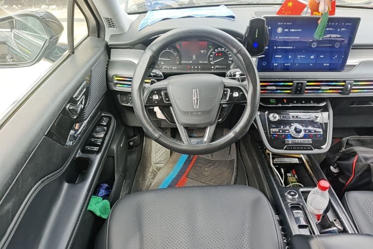 Used Lincoln Corsair 2020 2.0T Two-Wheel Drive Luxury Edition Steering Wheel