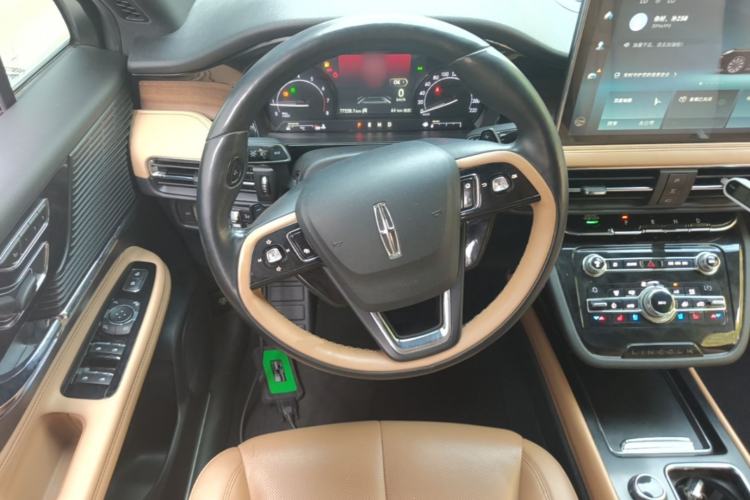 Used Lincoln Corsair 2020 2.0T Two-Wheel Drive Luxury Edition Steering Wheel