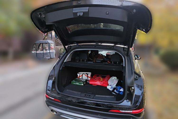 Used Lincoln Corsair 2020 2.0T Two-Wheel Drive Luxury Edition Trunk