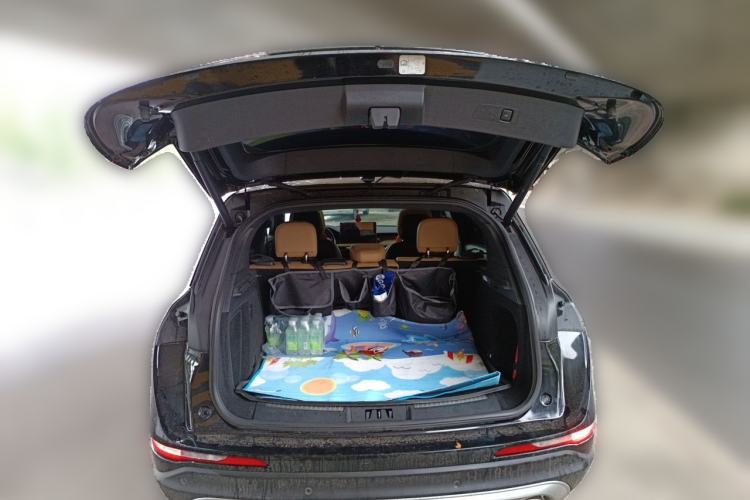 Used Lincoln Corsair 2020 2.0T Two-Wheel Drive Luxury Edition Trunk