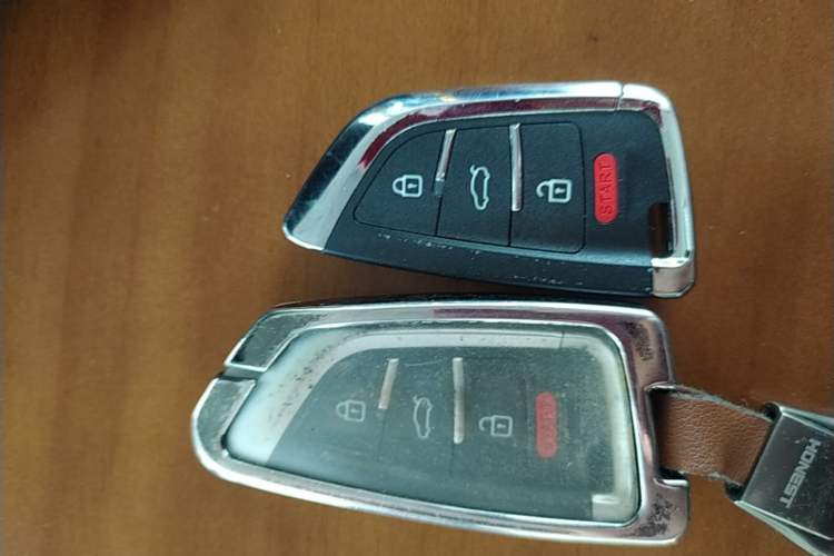 Used Lincoln Corsair 2020 2.0T Two-Wheel-Drive Black Knight Limited Edition Vehicle Key