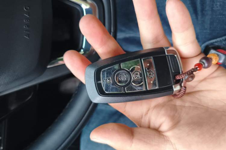 Used Lincoln Corsair 2020 2.0T Two-Wheel Drive Luxury Edition Vehicle Key