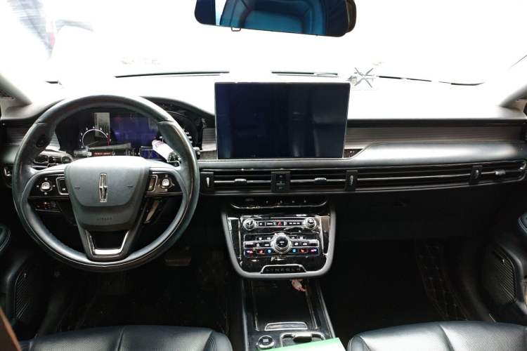 Used Lincoln Corsair 2020 2.0T Two-Wheel Drive Luxury Edition Center Console