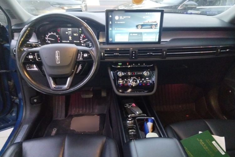 Used Lincoln Corsair 2020 2.0T Two-Wheel Drive Luxury Edition Center Console