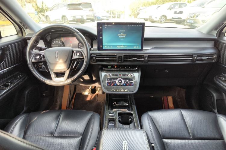 Used Lincoln Corsair 2020 2.0T Two-Wheel Drive Luxury Edition Center Console