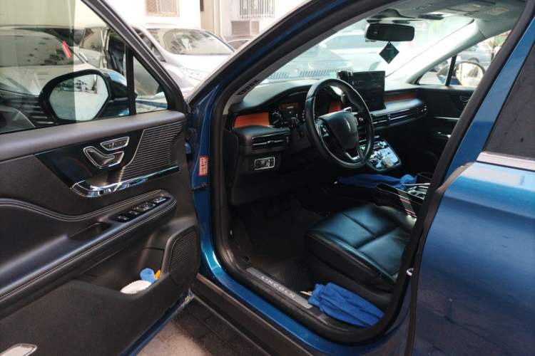 Used Lincoln Corsair 2020 2.0T Two-Wheel Drive Luxury Edition Driver Seat