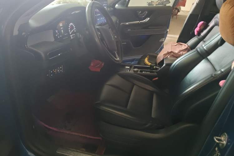 Used Lincoln Corsair 2020 2.0T Two-Wheel Drive Luxury Edition Driver Seat
