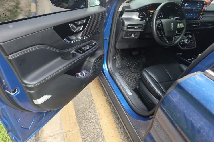 Used Lincoln Corsair 2020 2.0T Two-Wheel Drive Luxury Edition Driver Seat