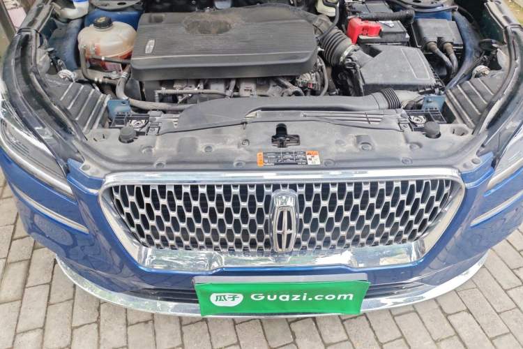 Used Lincoln Corsair 2020 2.0T Two-Wheel Drive Luxury Edition Engine Bay