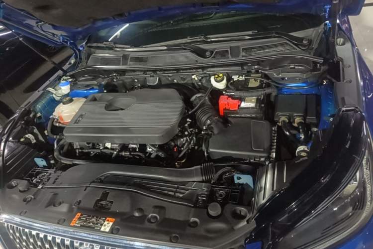 Used Lincoln Corsair 2020 2.0T Two-Wheel Drive Luxury Edition Engine Bay