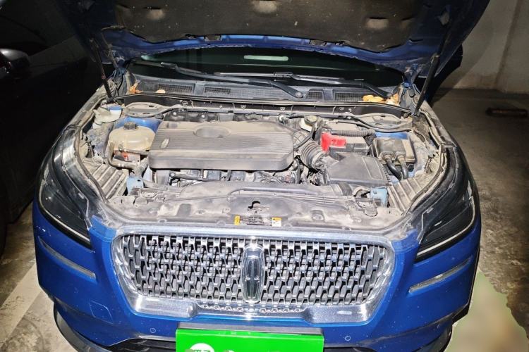Used Lincoln Corsair 2020 2.0T Two-Wheel Drive Luxury Edition Engine Bay