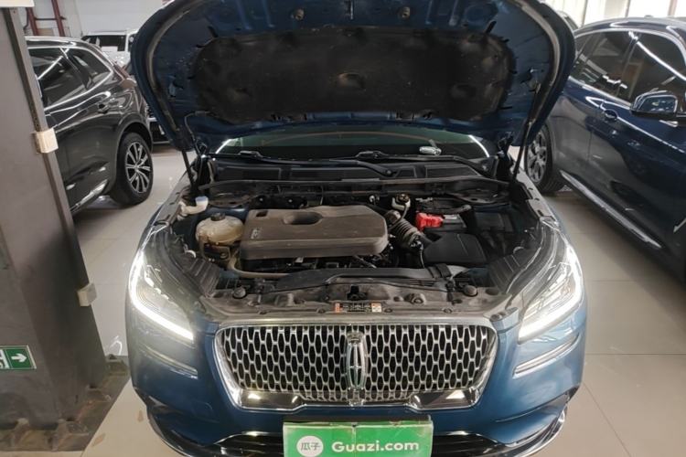 Used Lincoln Corsair 2020 2.0T Two-Wheel Drive Luxury Edition Engine Bay
