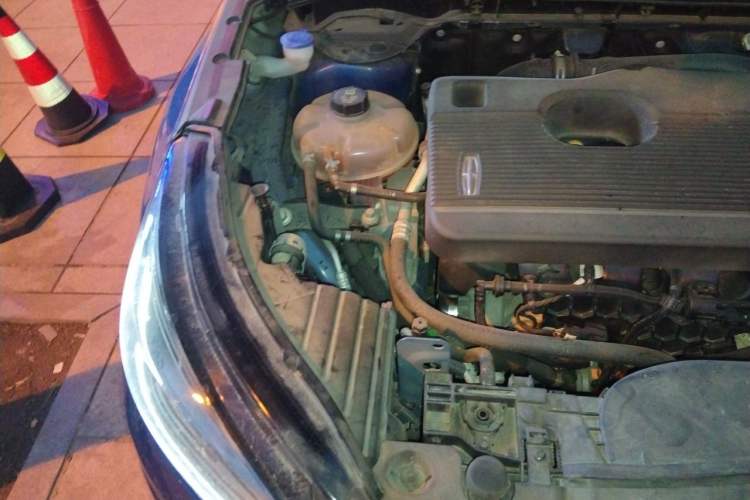 Used Lincoln Corsair 2020 2.0T Two-Wheel Drive Luxury Edition Engine Bay Right
