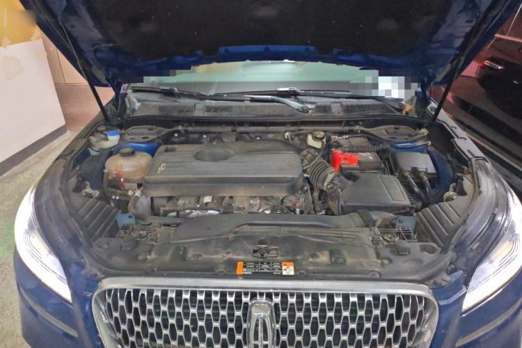 Used Lincoln Corsair 2020 2.0T Two-Wheel Drive Luxury Edition Engine Bay