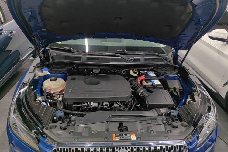 Used Lincoln Corsair 2020 2.0T Two-Wheel Drive Luxury Edition Engine Bay