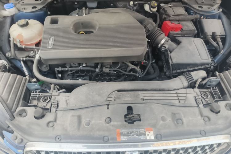 Used Lincoln Corsair 2020 2.0T Two-Wheel Drive Luxury Edition Engine Bay