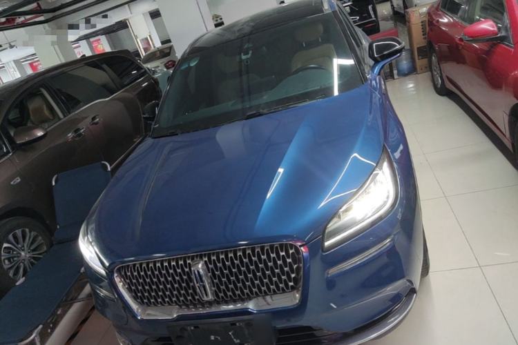 Used Lincoln Corsair 2020 2.0T Two-Wheel Drive Luxury Edition Front