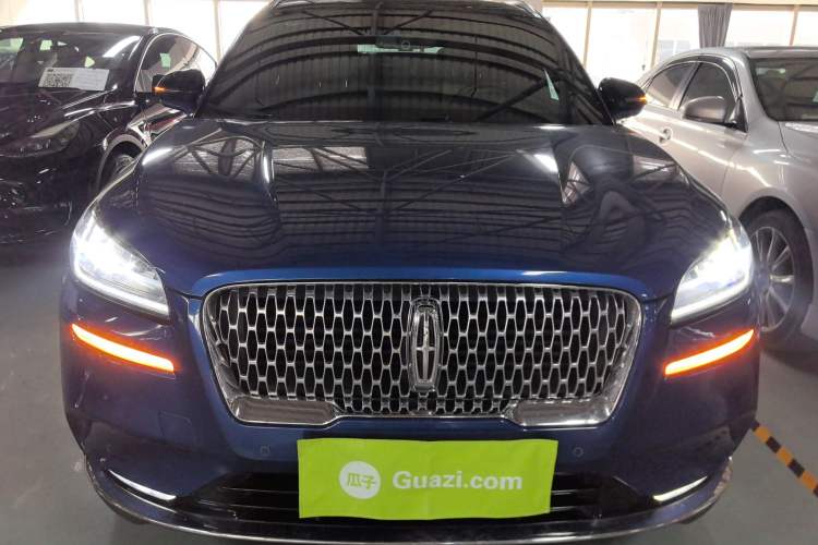 Used Lincoln Corsair 2020 2.0T Two-Wheel Drive Luxury Edition Front