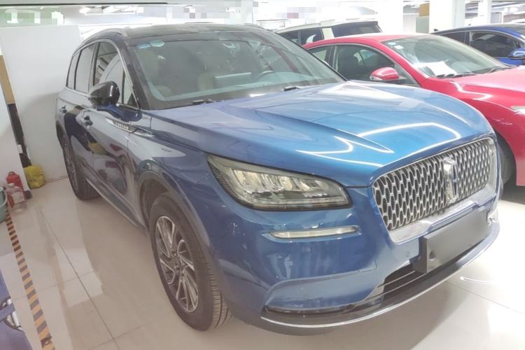 Used Lincoln Corsair 2020 2.0T Two-Wheel Drive Luxury Edition Front Right 45 Deg
