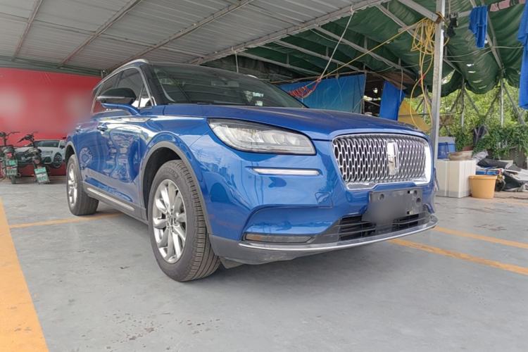 Used Lincoln Corsair 2020 2.0T Two-Wheel Drive Luxury Edition Front Right 45 Deg