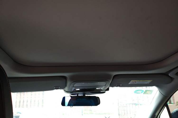 Used Lincoln Corsair 2020 2.0T Two-Wheel Drive Luxury Edition Headliner